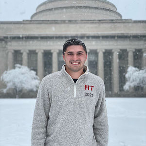 Meet your Posher, Zachary